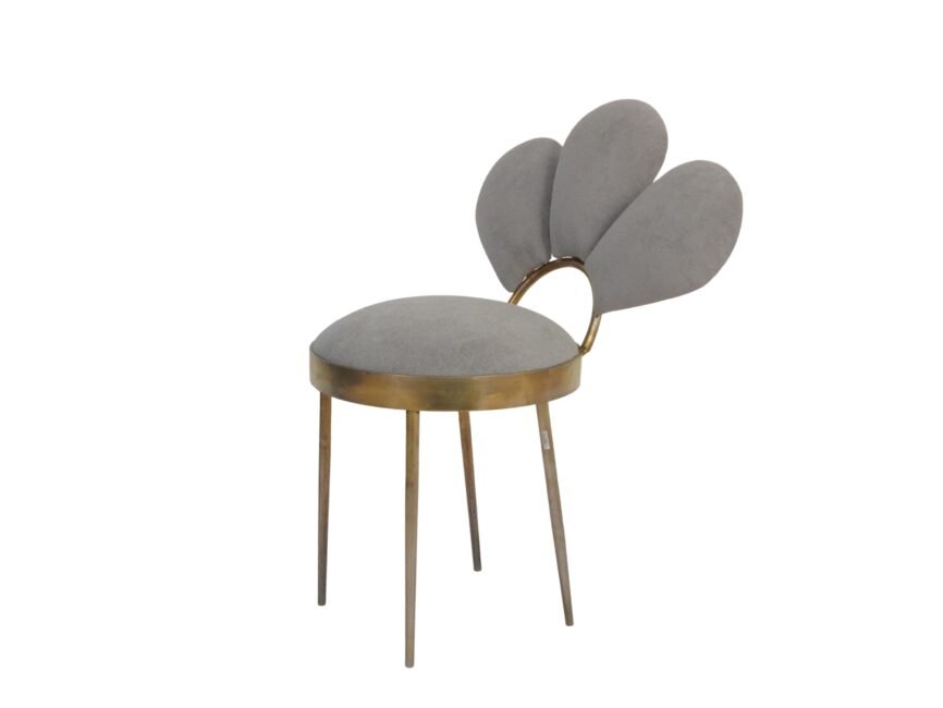 Iron leaf design chair