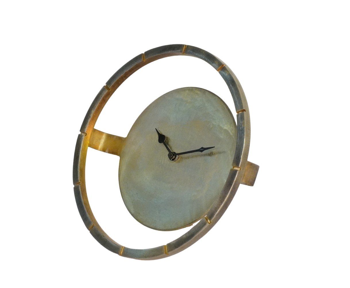 Iron thick ring design round clock