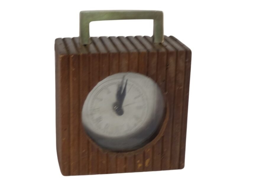 Wooden line carved square clock